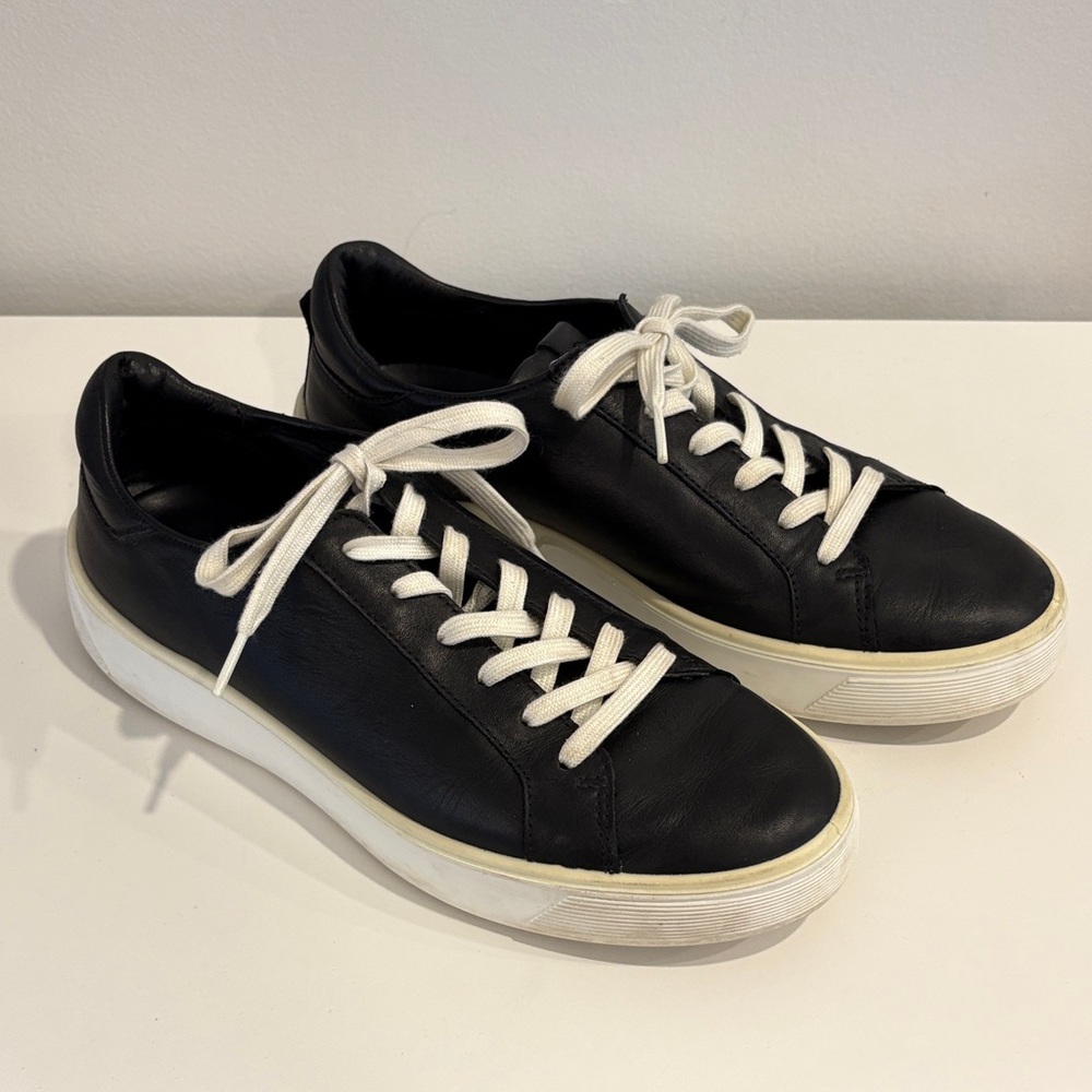 Ecco Black Leather Women's Sneakers